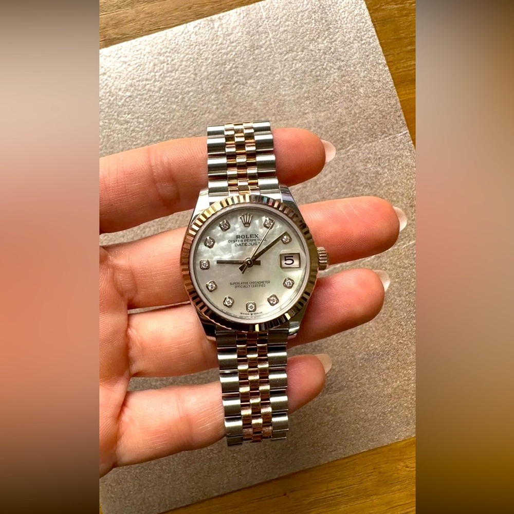 Pristine Rolex Datejust 31 Rose Gold  MOP Diamond Jubilee 278271